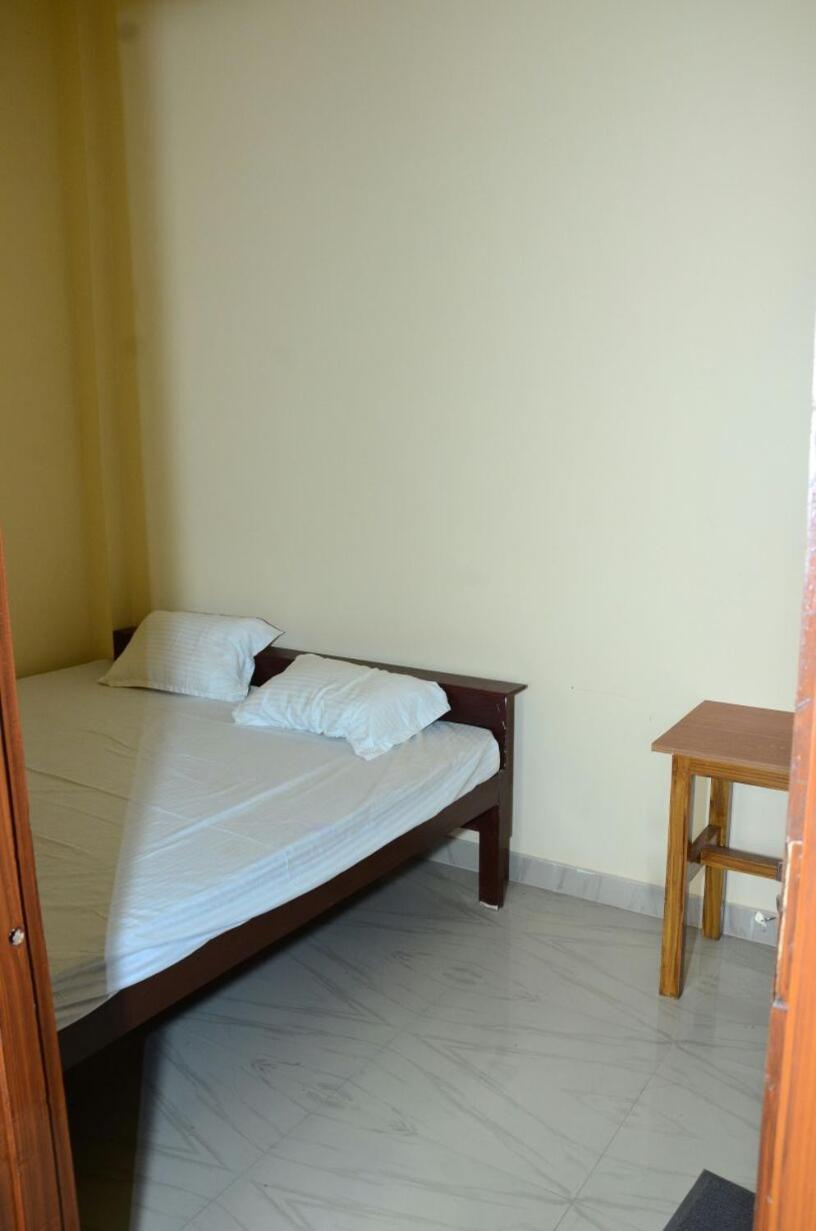 Hotel Ganga Vilas Colonelganj エクステリア 写真